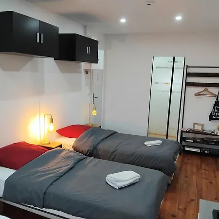 Апартаменты 4 Ou 2 Parking Wifi Terrasse Cosy